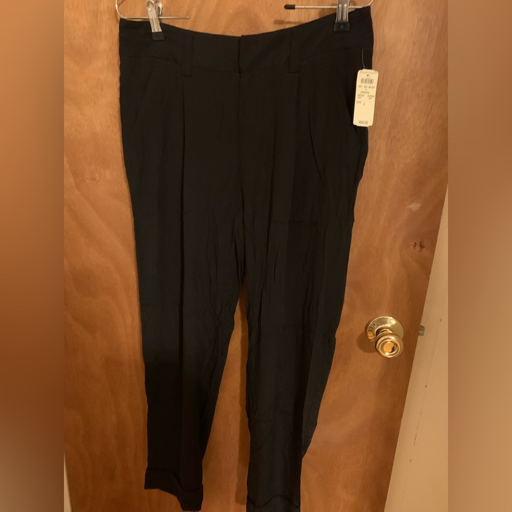 NWT Size 4 - ALICE & OLIVIA Women’s silk stretch loose lightweight dress